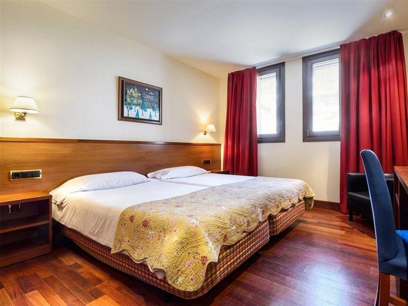 Snoe Hotel Candanchú Zewnętrze zdjęcie