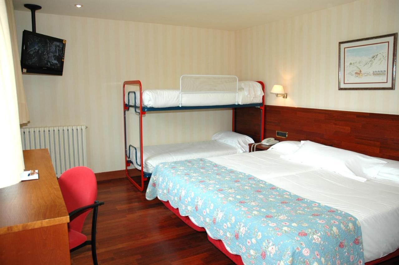 Snoe Hotel Candanchú Zewnętrze zdjęcie