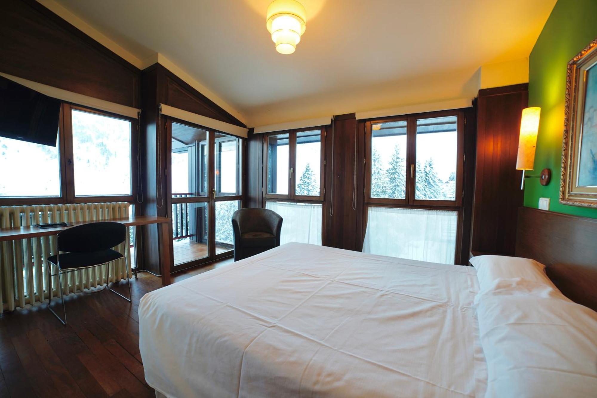 Snoe Hotel Candanchú Zewnętrze zdjęcie