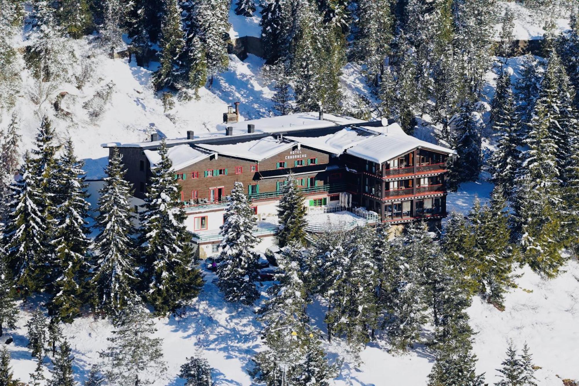 Snoe Hotel Candanchú Zewnętrze zdjęcie