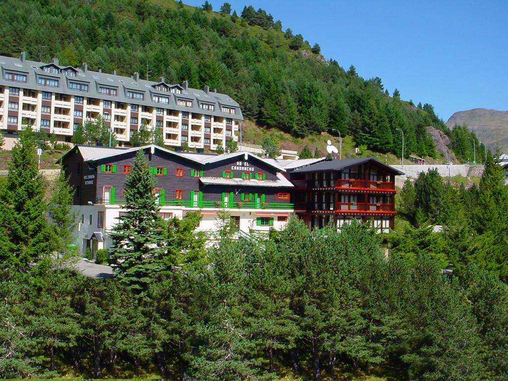 Snoe Hotel Candanchú Zewnętrze zdjęcie