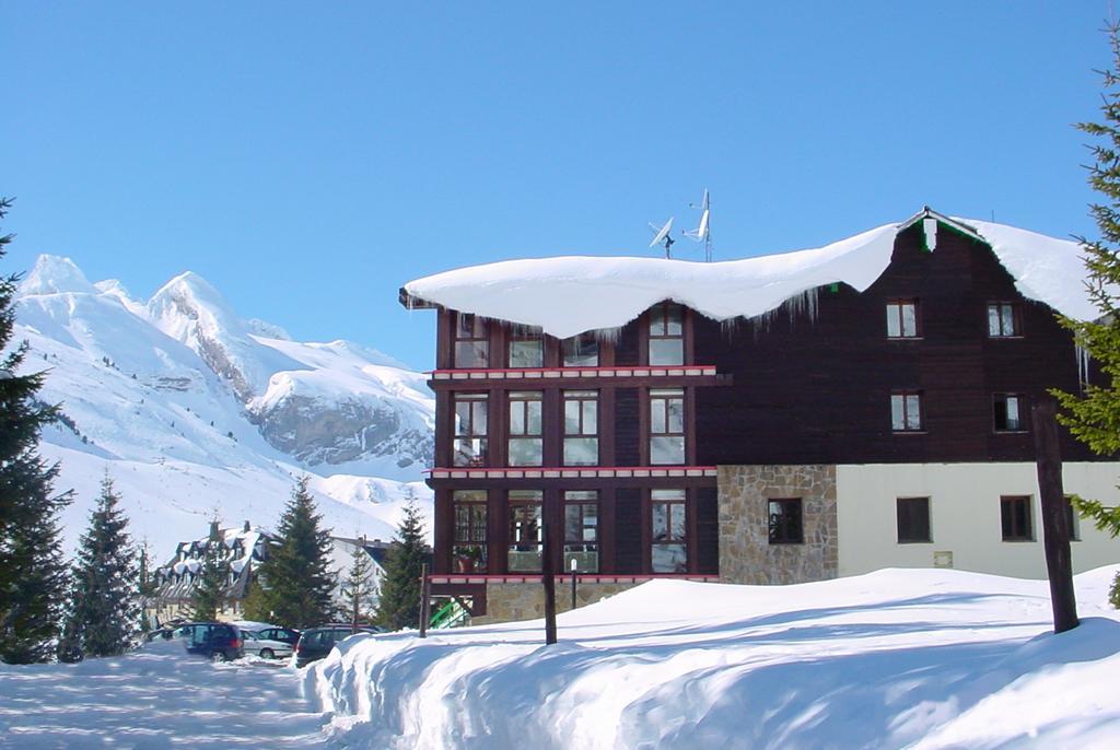 Snoe Hotel Candanchú Zewnętrze zdjęcie